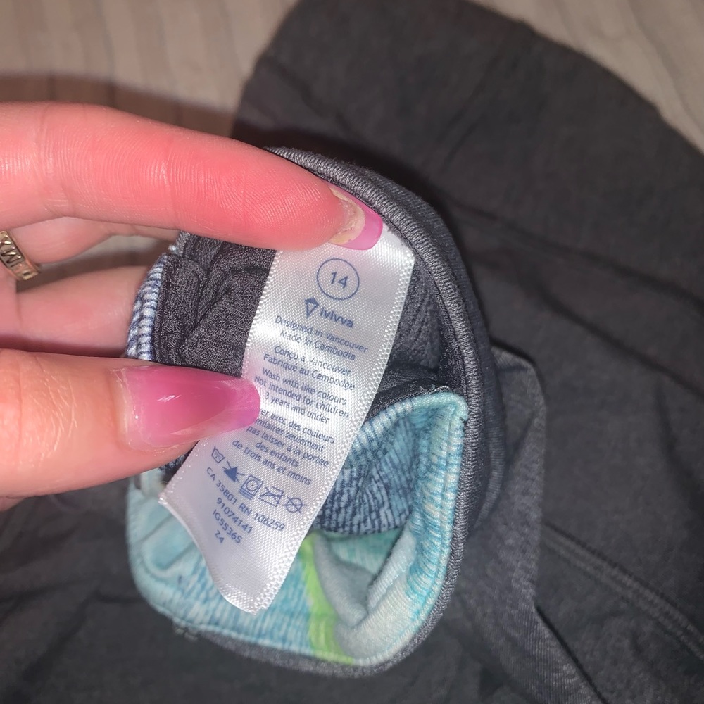 Lululemon Leggings - Picture 7 of 7